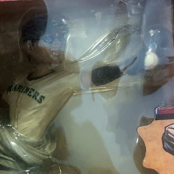 Ichiro Suzuki Seattle Mariners Super Sports Heroes Bobble Dobbles Bobblehead Dol - Picture 8 of 10